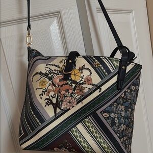 Floral Patterned Shoulder Bag